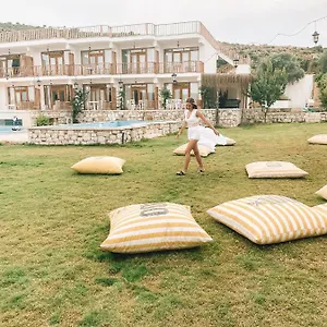 https://alacati-barbarossa-hotel.aegeanhotels.net